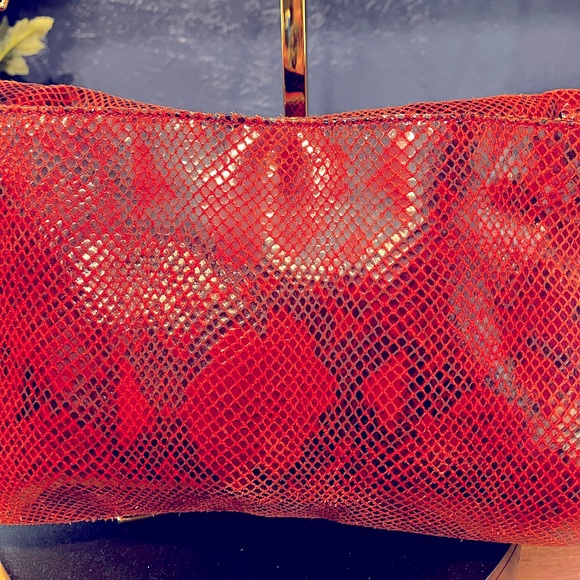 Michael Kors Burgundy & Black Snakeskin Embellished Shoulder Strap or Clutch - Picture 3 of 7